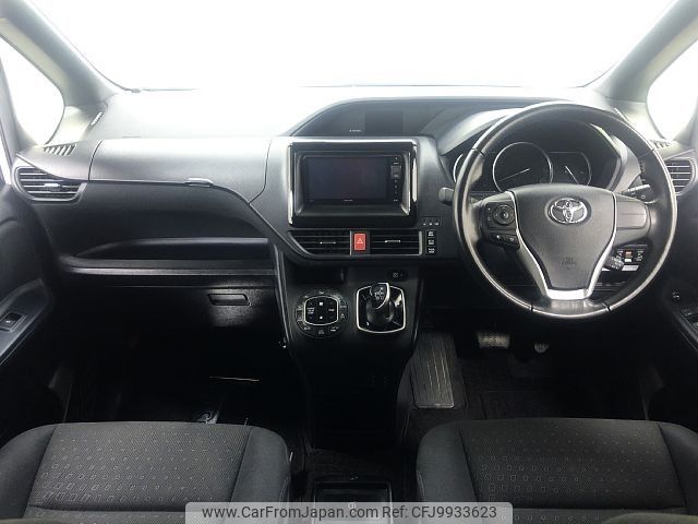 toyota voxy 2015 -TOYOTA--Voxy DAA-ZWR80G--ZWR80-0120390---TOYOTA--Voxy DAA-ZWR80G--ZWR80-0120390- image 2