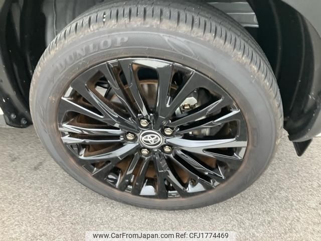 toyota yaris-cross 2025 CFJ1774469 image 2