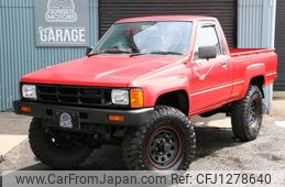 toyota hilux 1984 GOO_NET_EXCHANGE_0904001A30250612W001