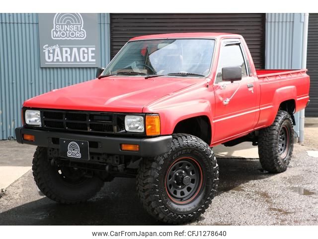 toyota hilux 1984 GOO_NET_EXCHANGE_0904001A30250612W001 image 1