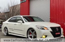 toyota crown 2013 CFJ9056829