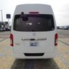 nissan nv350-caravan-wagon 2018 GOO_JP_700020117030231127001 image 36