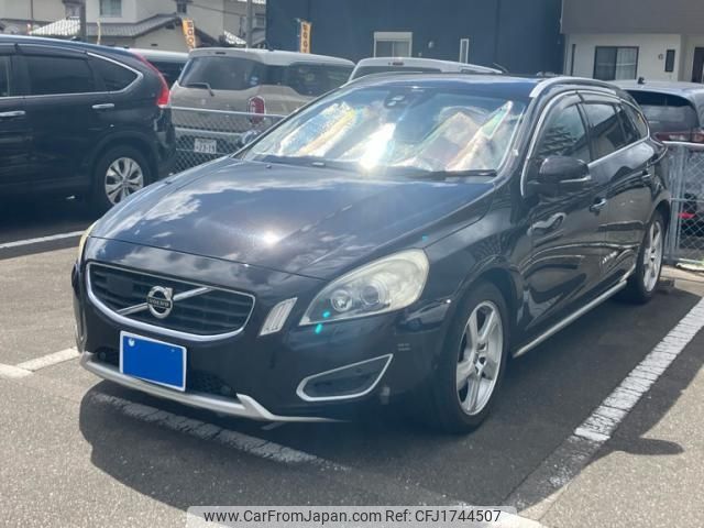 volvo v60 2012 CFJ1744507 image 1