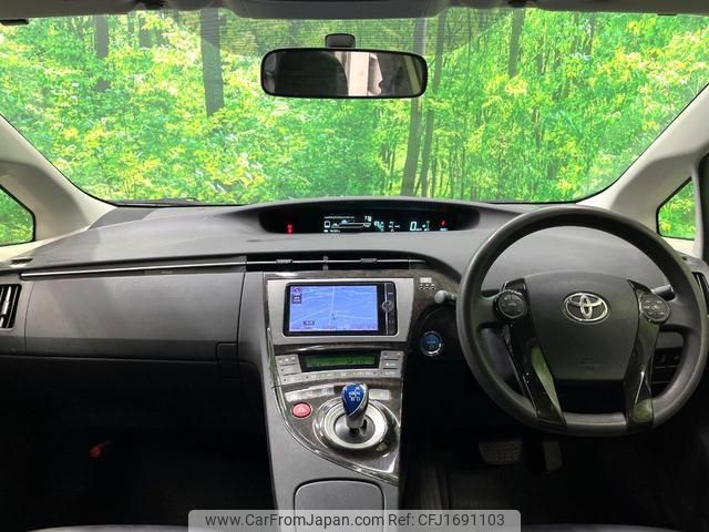 toyota prius 2012 CFJ1691103 image 2