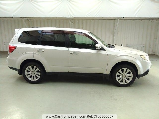 subaru forester 2010 ENHANCEAUTO_1_ea288965 image 2