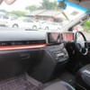 nissan elgrand 2005 504749-RAOID:10676 image 15