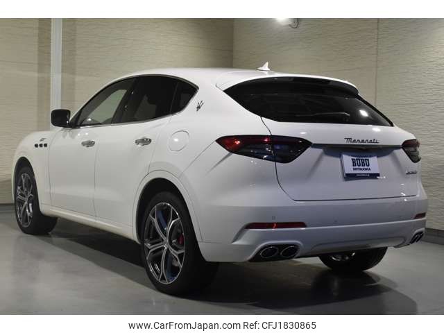 maserati levante 2024 CFJ1830865 image 2