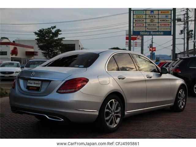 mercedes-benz c-class 2015 quick_quick_DBA-205040C_WDD2050402F073535 image 2