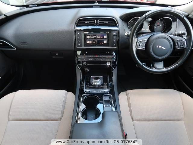 jaguar xe 2015 -JAGUAR--Jaguar XE CBA-JA2GA--SAJAB4AG4GA908393---JAGUAR--Jaguar XE CBA-JA2GA--SAJAB4AG4GA908393- image 2