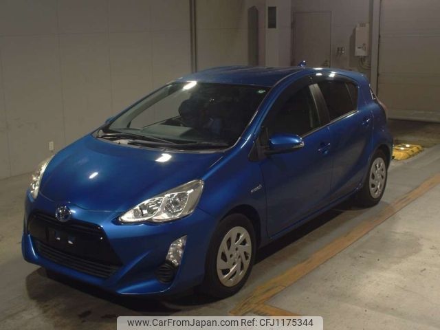 toyota aqua 2017 -TOYOTA--AQUA NHP10-6583576---TOYOTA--AQUA NHP10-6583576- image 1