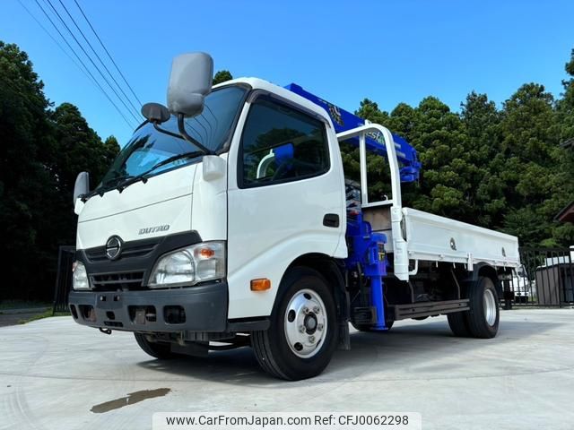 hino dutro 2013 GOO_NET_EXCHANGE_0401987A30240730W003 image 1