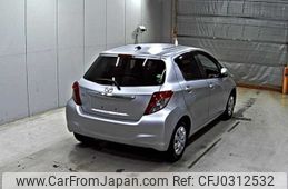 toyota vitz 2013 TE1884