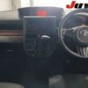 toyota tank 2018 CFJ1715689 image 8