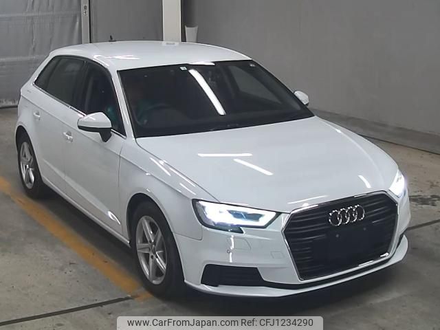 audi a3 2019 -AUDI--Audi A3 WAUZZZ8V7LA004673---AUDI--Audi A3 WAUZZZ8V7LA004673- image 1