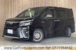 toyota voxy 2018 CFJ1584642