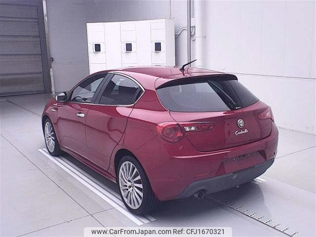 alfa-romeo giulietta 2016 CFJ1670321 image 2