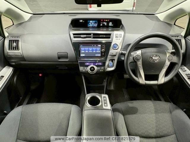 toyota prius-α 2018 CFJ1821579 image 2