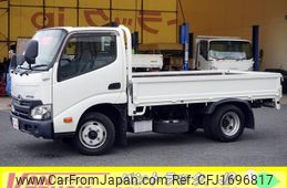 hino dutro 2017 CFJ1696817