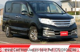 nissan serena 2011 G00078