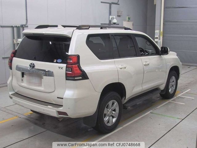 toyota land-cruiser-prado 2018 -TOYOTA--Land Cruiser Prado TRJ150W-0084240---TOYOTA--Land Cruiser Prado TRJ150W-0084240- image 2