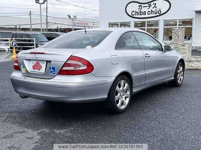 mercedes-benz clk-class 2002 504928-927592 image 2