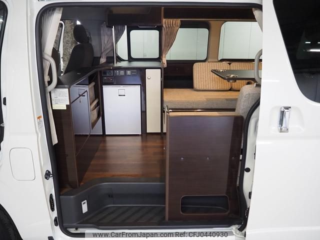 toyota hiace-wagon 2017 GOO_JP_700030304130241113002 image 2