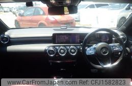 mercedes-benz a-class 2018 CFJ1582823