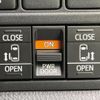 toyota voxy 2018 CFJ1597849 image 3