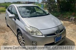 toyota prius 2011 CFJ1634551