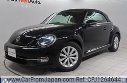 volkswagen the-beetle-convertible 2017 quick_quick_16CBZK_WVWZZZ16ZGM811228