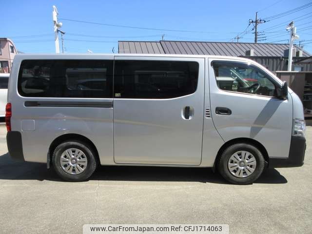 nissan caravan-van 2022 CFJ1714063 image 2