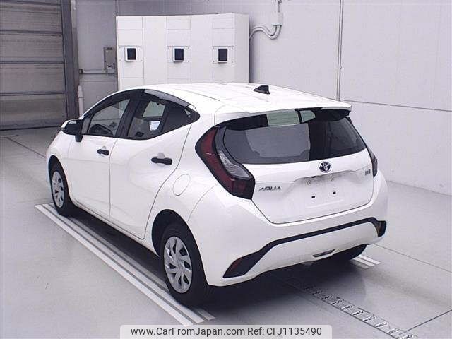 toyota aqua 2022 -TOYOTA--AQUA MXPK10-2002409---TOYOTA--AQUA MXPK10-2002409- image 2