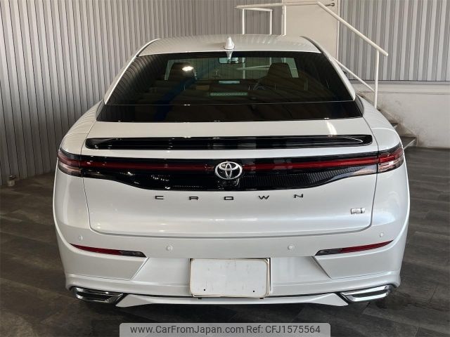 toyota crown 2022 CFJ1575564 image 2