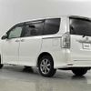 toyota voxy 2010 TE4179 image 1