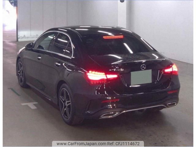 mercedes-benz a-class 2023 quick_quick_5BA-177184_W1K1771842J404132 image 2