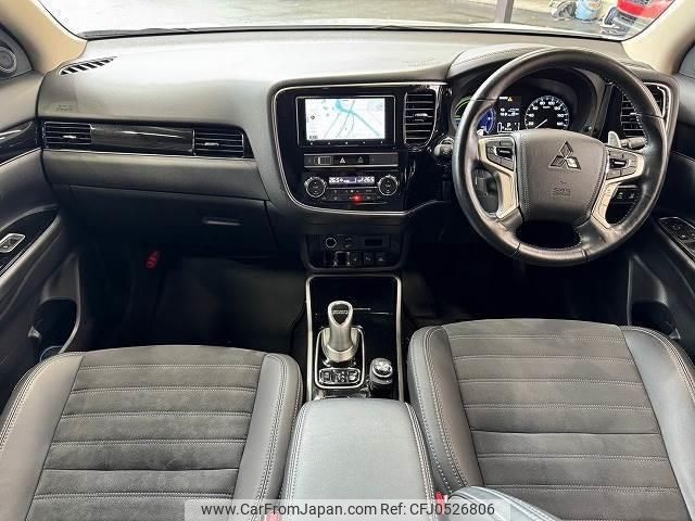 mitsubishi outlander-phev 2018 quick_quick_5LA-GG3W_GG3W-0603126 image 2