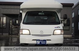 mazda bongo-truck 2011 GOO_JP_700120021230241222001