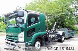 isuzu forward 2013 CFJ1515434