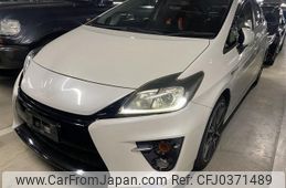 toyota prius 2013 -TOYOTA--Prius ZVW30--5678925---TOYOTA--Prius ZVW30--5678925-