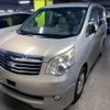 toyota noah 2010 CFJ1548795 image 1