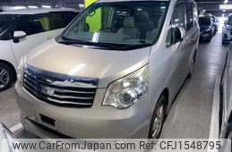 toyota noah 2010 CFJ1548795