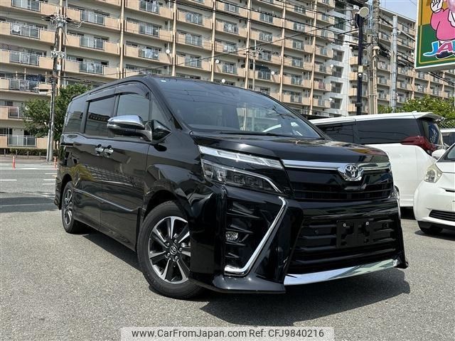 toyota voxy 2021 -TOYOTA--Voxy ZRR80W--8000384---TOYOTA--Voxy ZRR80W--8000384- image 1