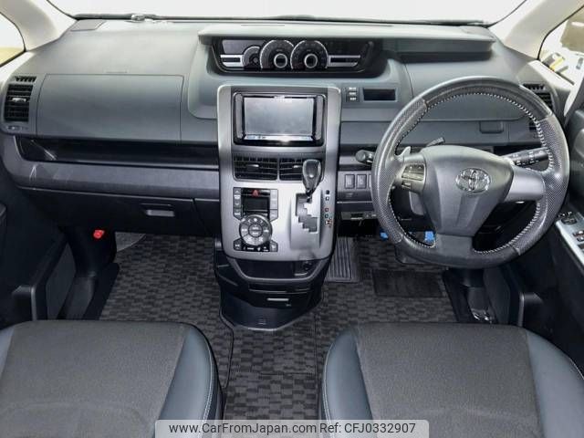 toyota voxy 2012 -TOYOTA--Voxy DBA-ZRR70W--ZRR70-0532491---TOYOTA--Voxy DBA-ZRR70W--ZRR70-0532491- image 2