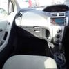 toyota vitz 2005 504928-241010114312 image 9