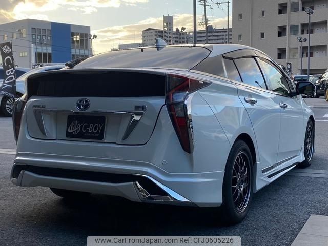 toyota prius 2016 -TOYOTA--Prius ZVW50--ZVW50-8006947---TOYOTA--Prius ZVW50--ZVW50-8006947- image 2