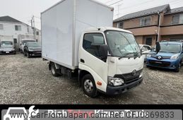 toyota toyoace 2017 GOO_NET_EXCHANGE_0508330A30250309W002