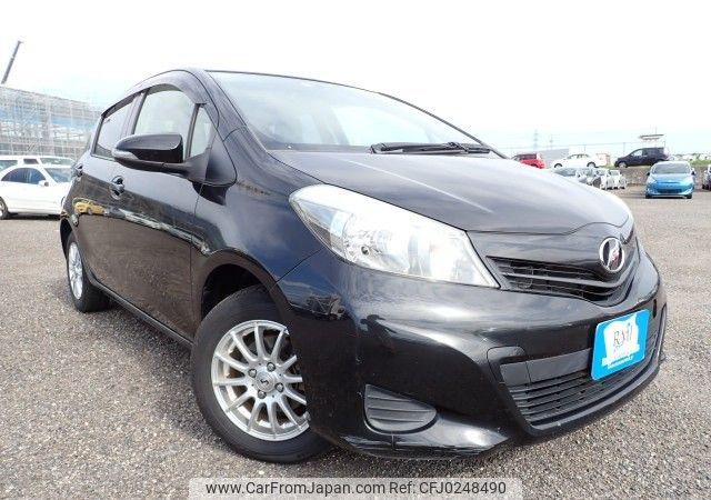 toyota vitz 2012 REALMOTOR_N2024090123F-24 image 2