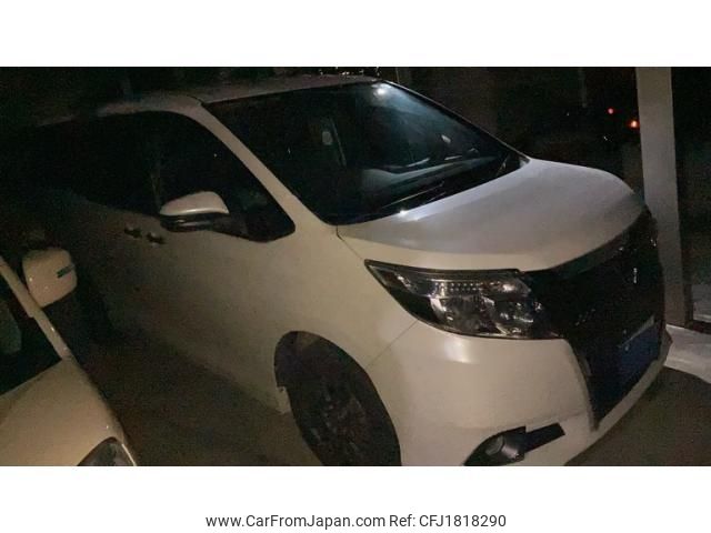 toyota esquire 2017 CFJ1818290 image 2
