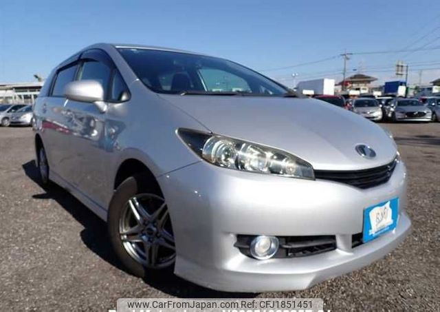 toyota wish 2010 CFJ1851451 image 1