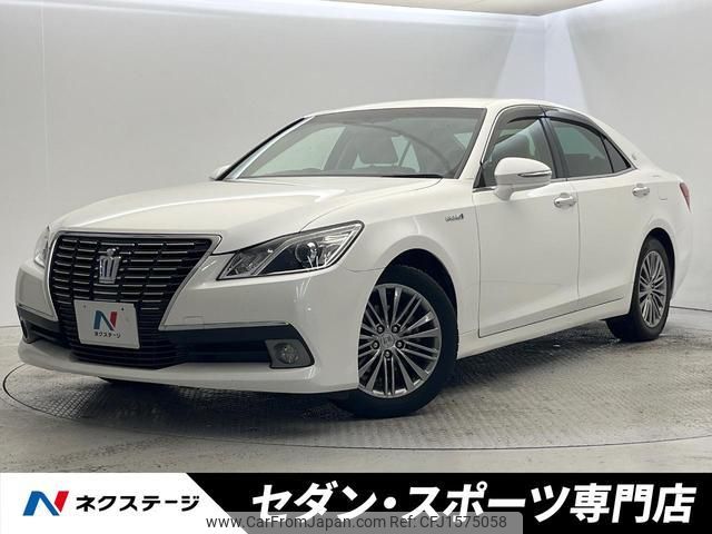 toyota crown-hybrid 2013 CFJ1575058 image 1